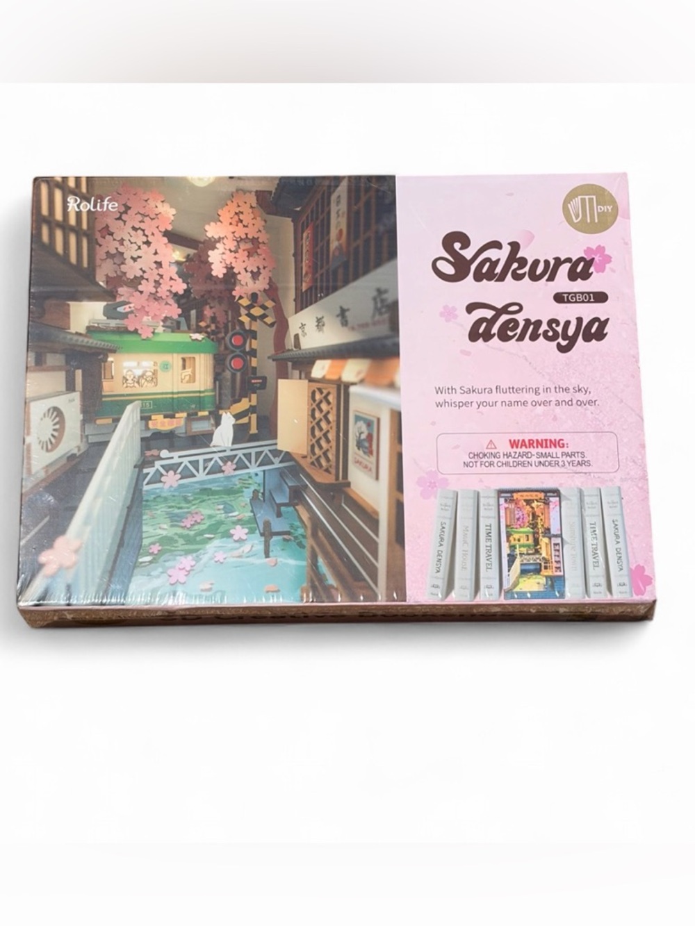 Rolife Sakura Densya Book Nook Kit TGB01 DIY 3D Bookend LED New Robotime Sealed - Picture 3 of 10